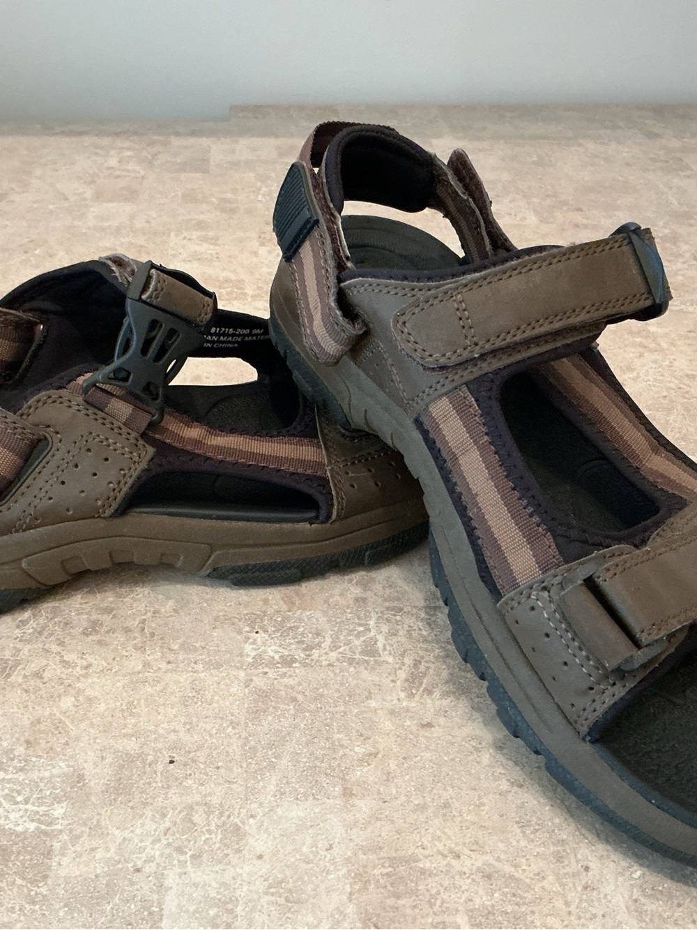 Nunn Bush Men's Brown Multi-Strap Outdoor Sandals